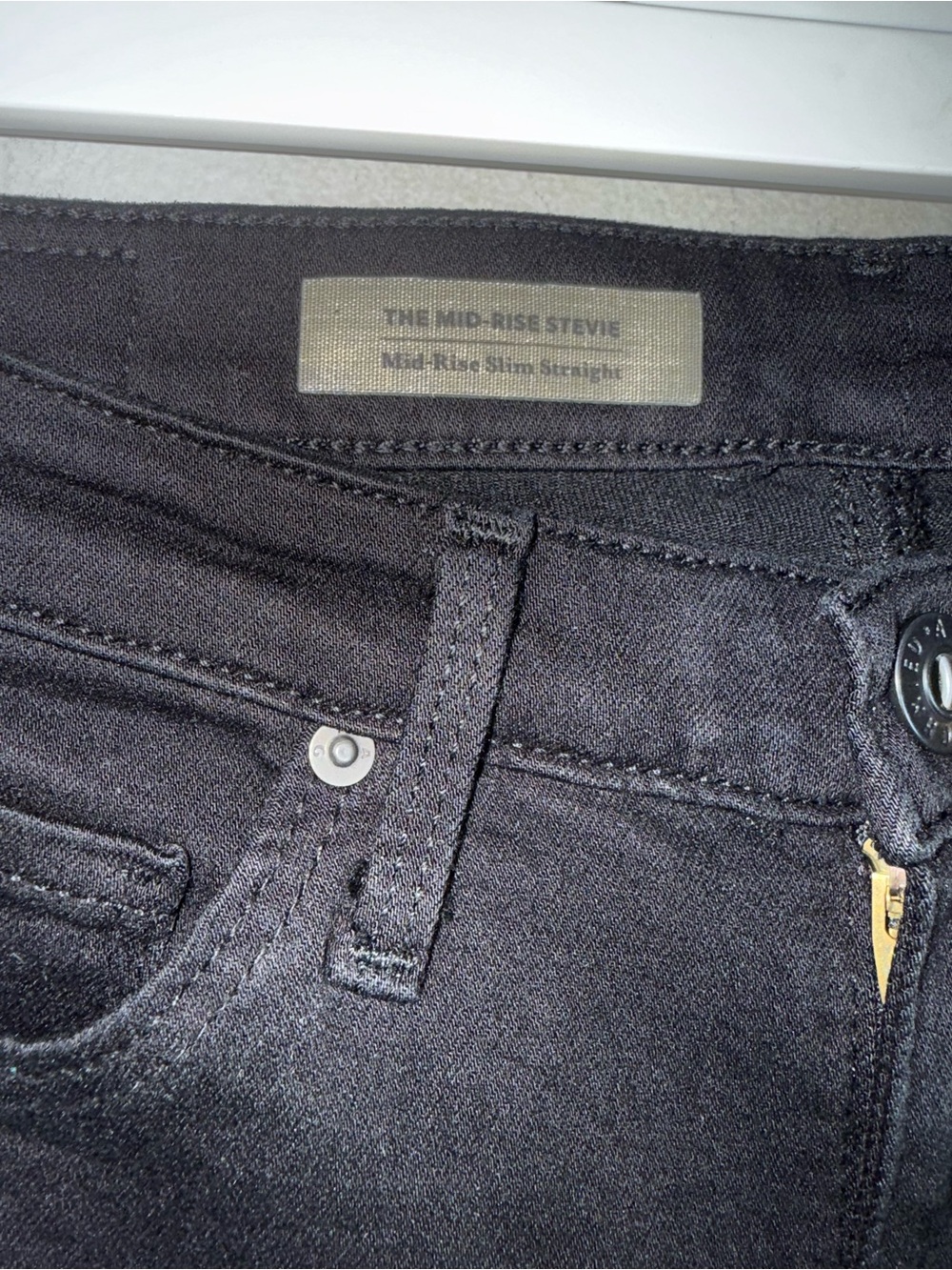 Adriano Goldschmied AG Mid-Rise Stevie Slim Straight Black Jeans-Size 24R - Picture 4 of 8